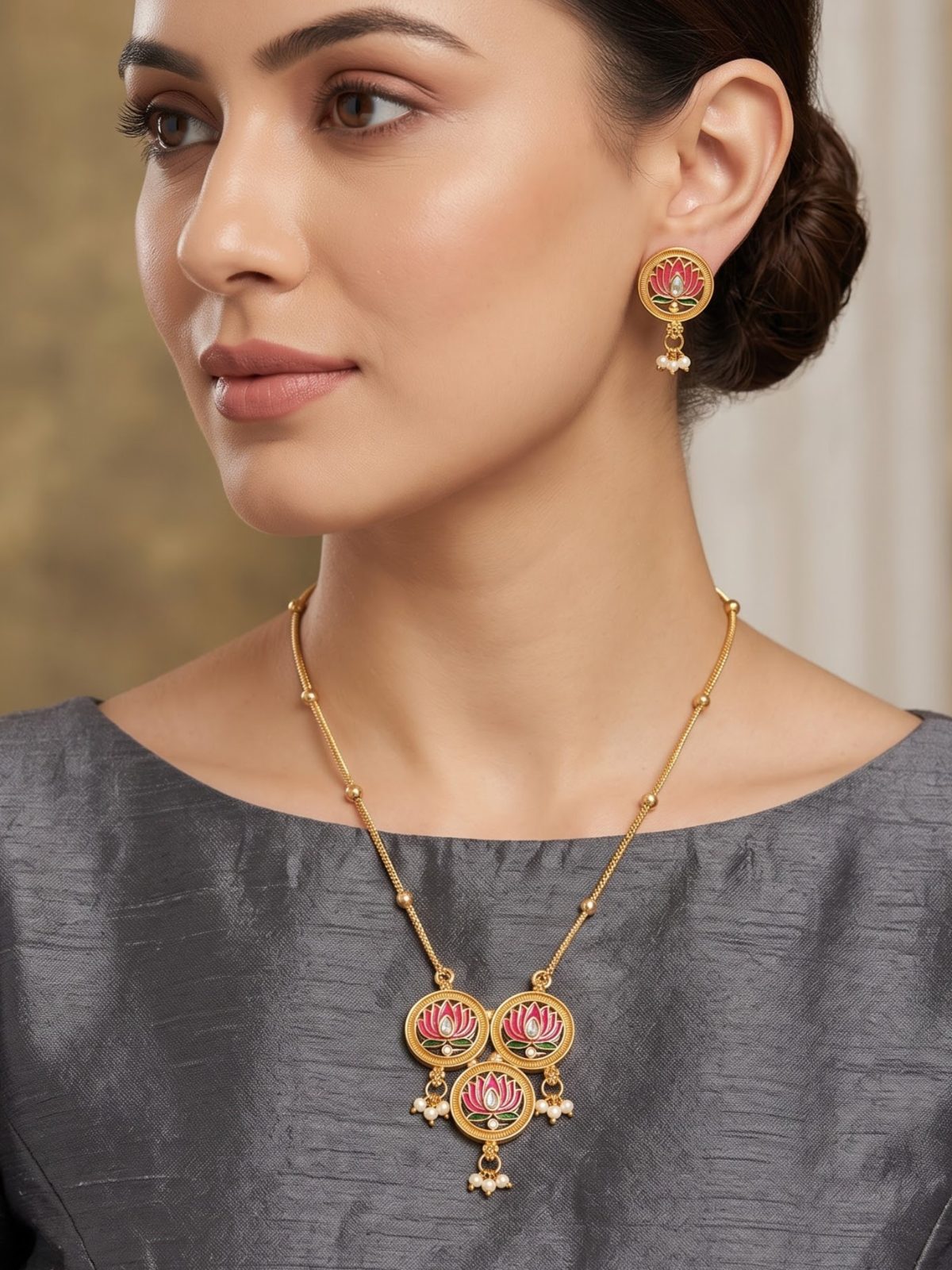 Ruhi Lotus Pendant Necklace Set