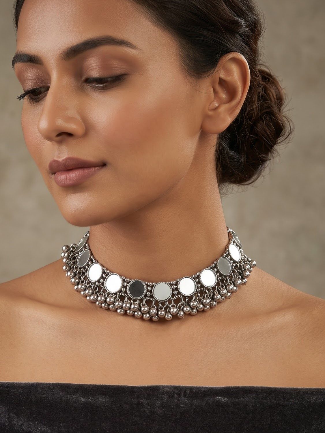 Sanchi Ghungroo Mirror Silver Choker