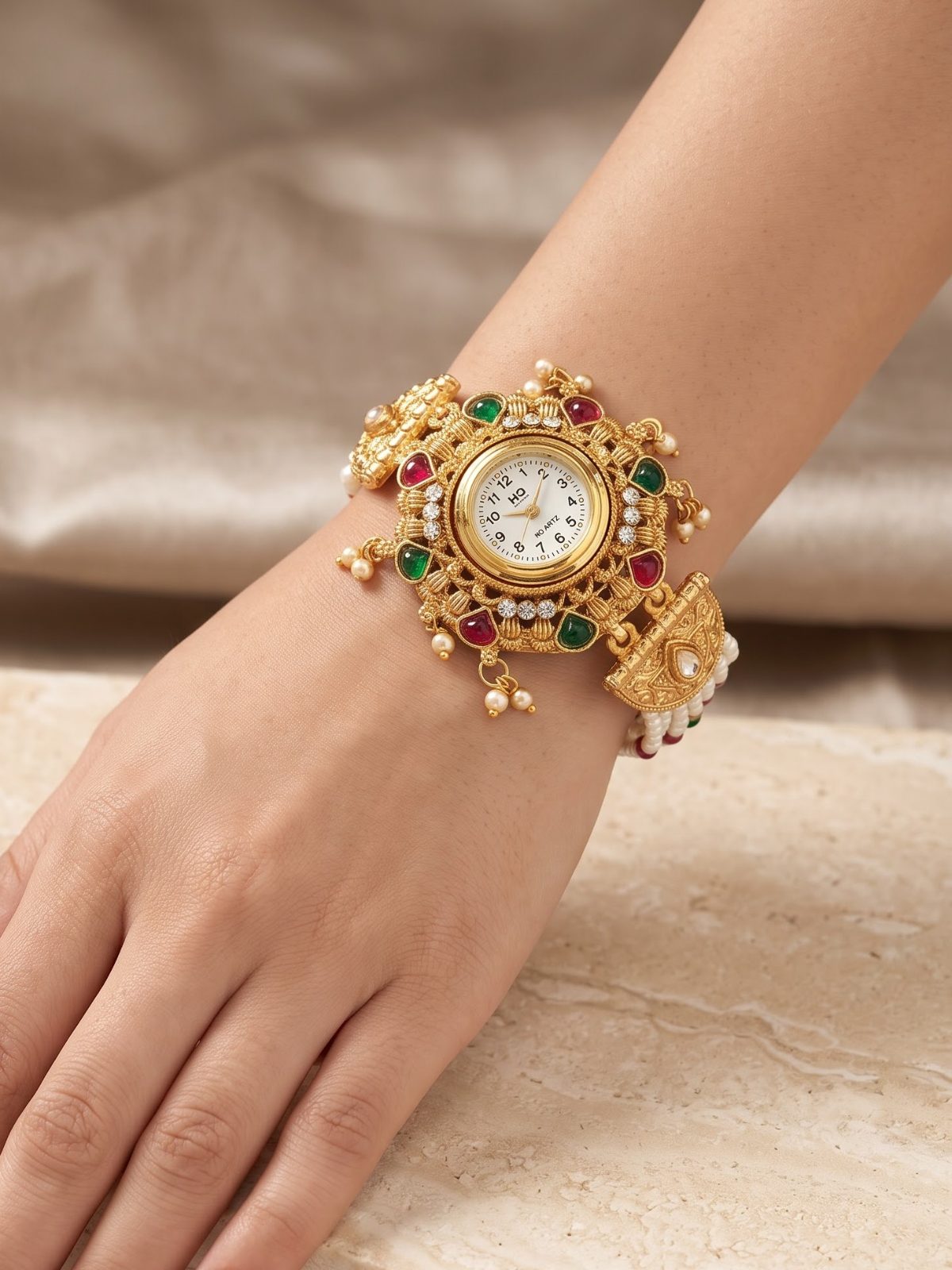 Wamika Festive Women Bracelet Watch