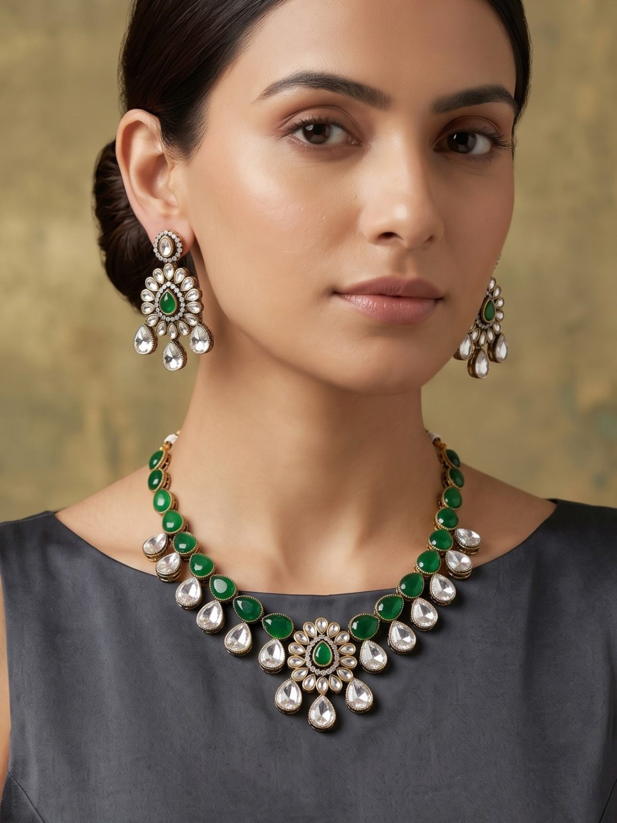 Isha Uncut Kundan and Mosonite Necklace Set