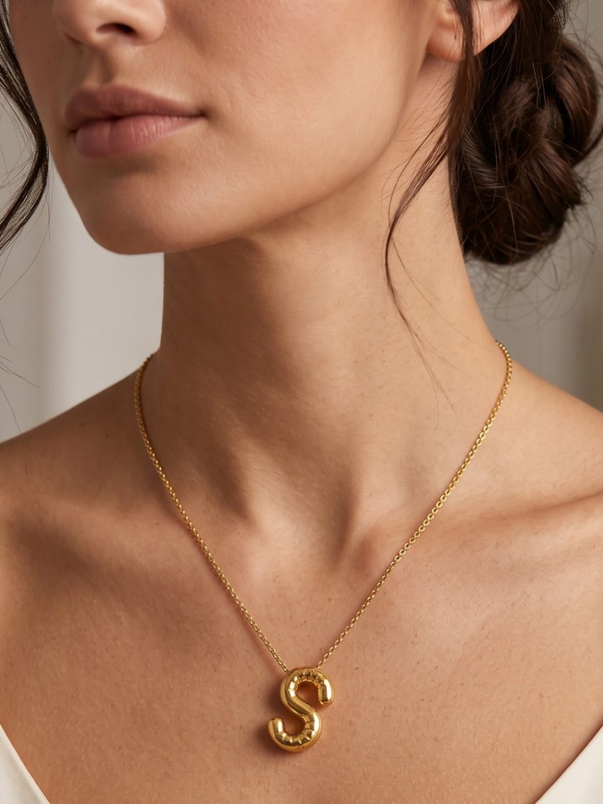 Shreya Minimalist Alphabet S Necklace